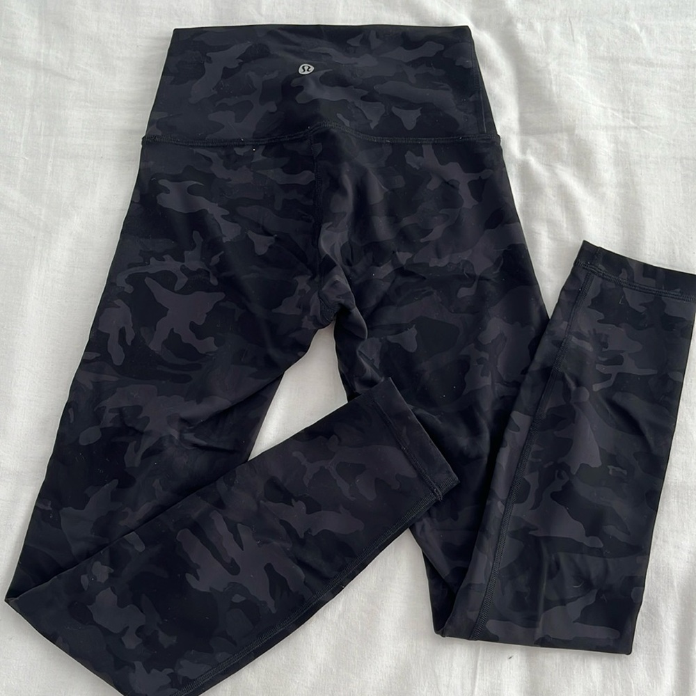 Camo 25” align leggings size 4